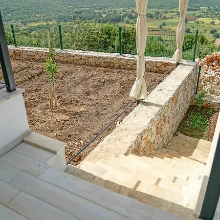 Kapari Vilă *
